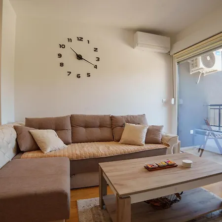 Kumric Kota 992 아파트