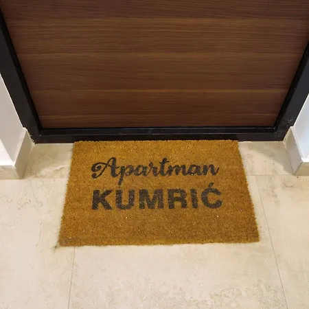 Kumric Kota 992 아파트 *