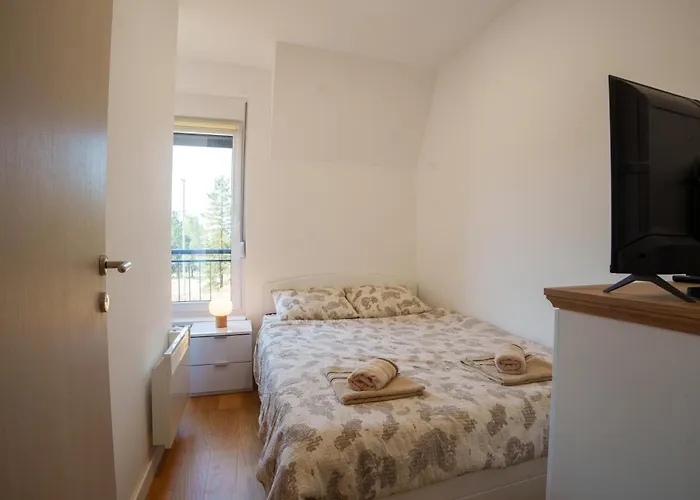 Kumric Kota 992 Apartamento *